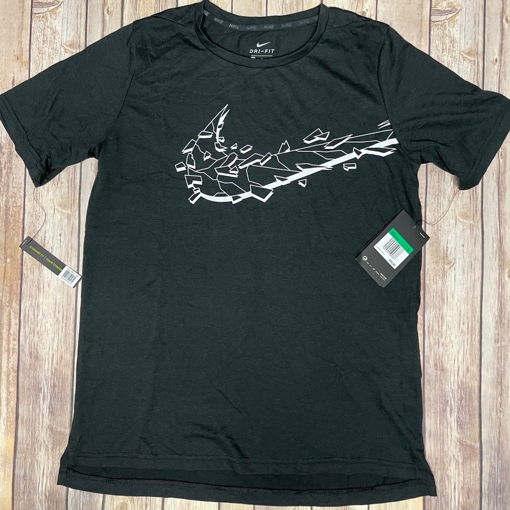 Nike dry-fit t-shirt boys XL
